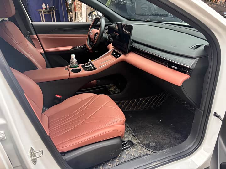 Фото 8 - Geely Galaxy L6