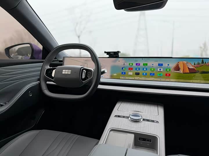 Фото 6 - Geely Galaxy E8