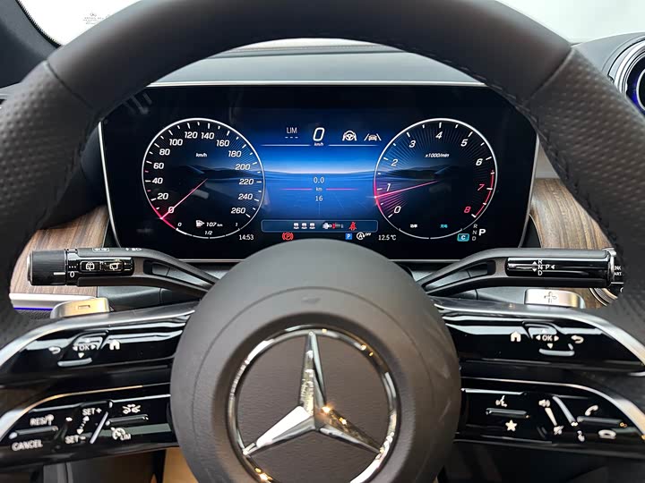 Фото 3 - Mercedes-Benz GLC-Class