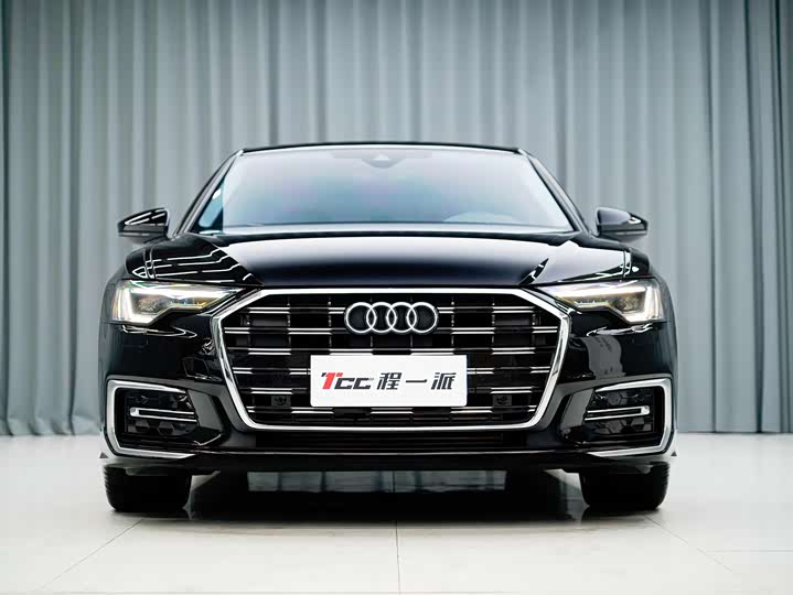 Фото 2 - Audi A6L