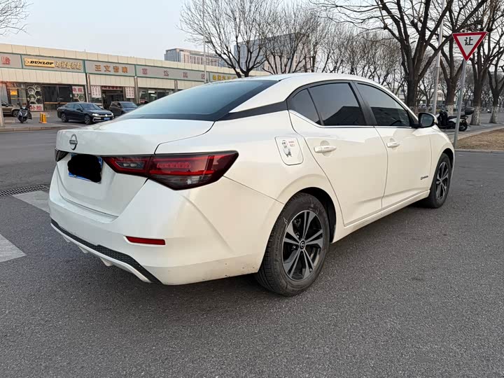 Photo 4 - Nissan Sylphy