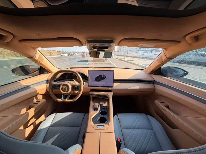 Фото 5 - Zeekr 001