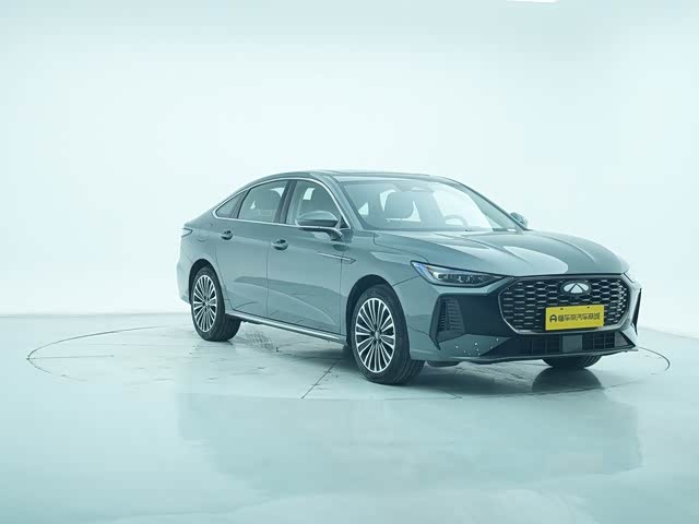 Photo 2 - Chery Fulwin A8L