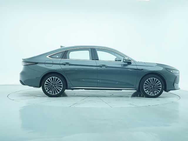 Photo 7 - Chery Fulwin A8L