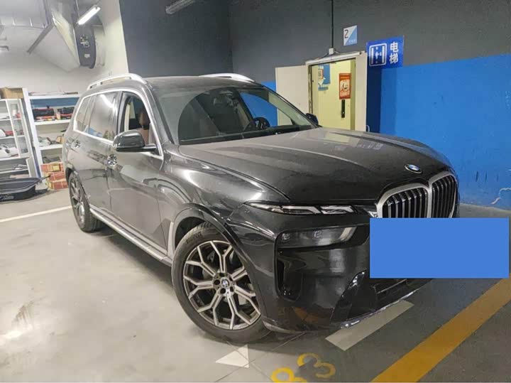 Фото 3 - BMW X7