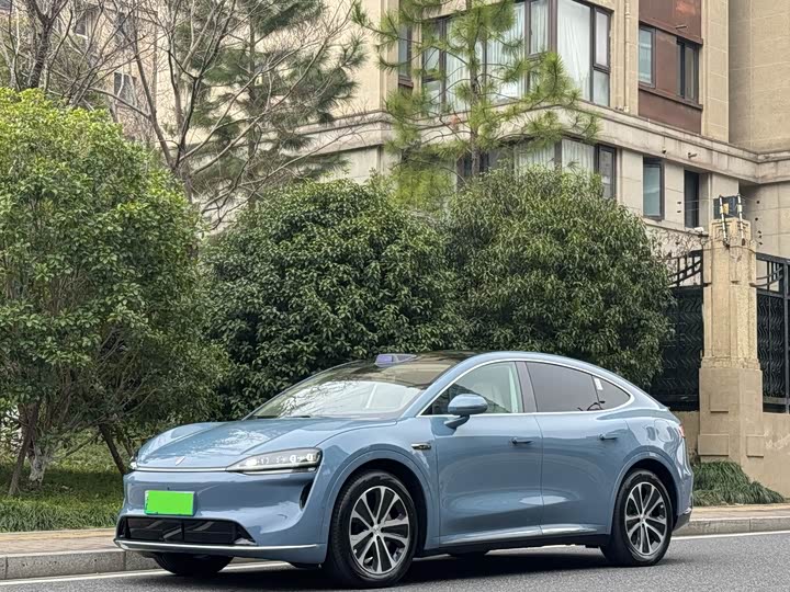 Фото 1 - Luxeed R7