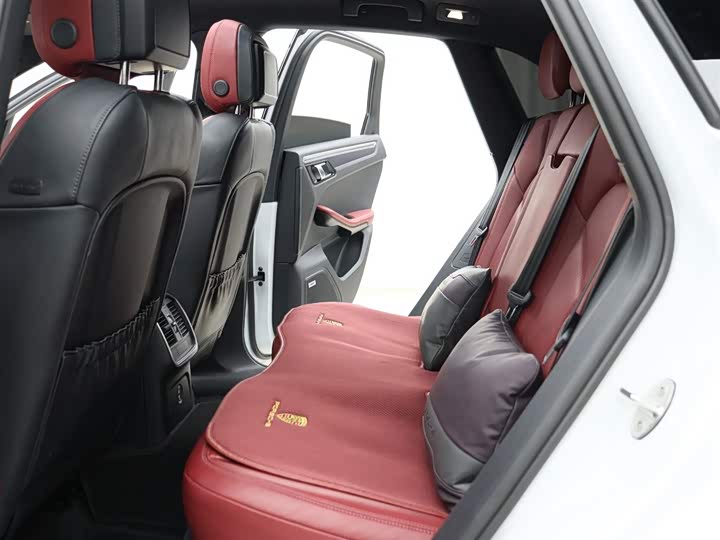 Фото 8 - Porsche Macan