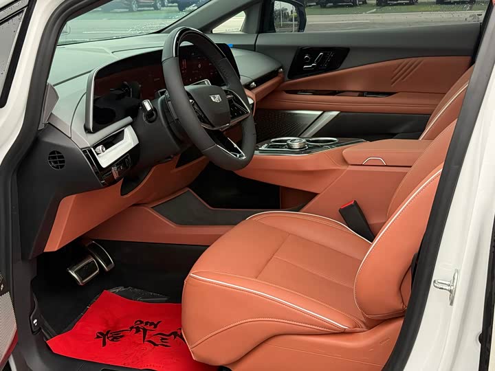 Фото 4 - Cadillac Optiq