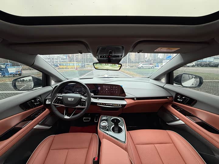 Фото 6 - Cadillac Optiq