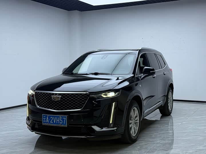 Фото 1 - Cadillac XT6