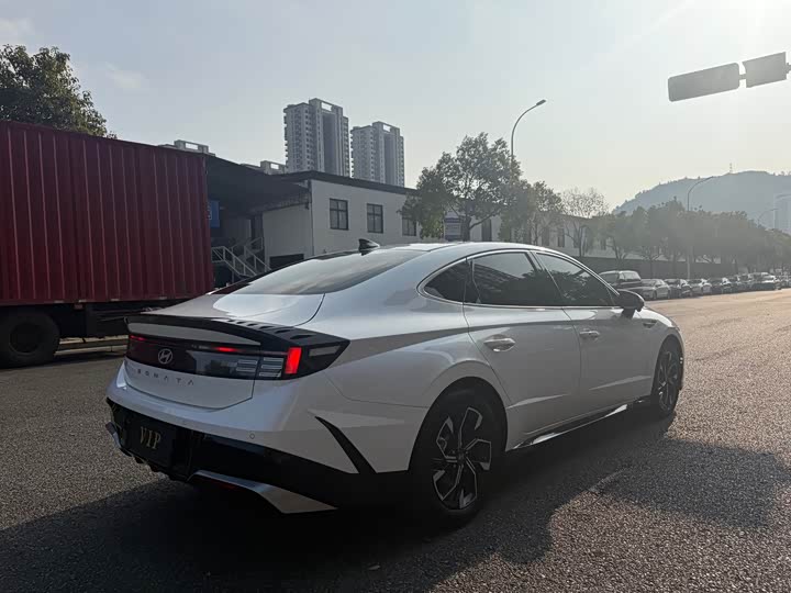 Фото 4 - Hyundai Sonata N Line