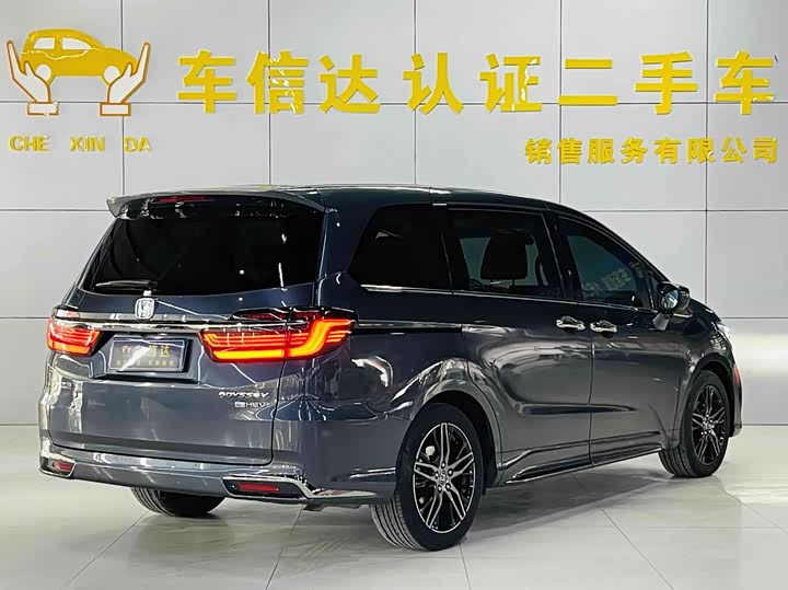 Фото 3 - Honda Odyssey