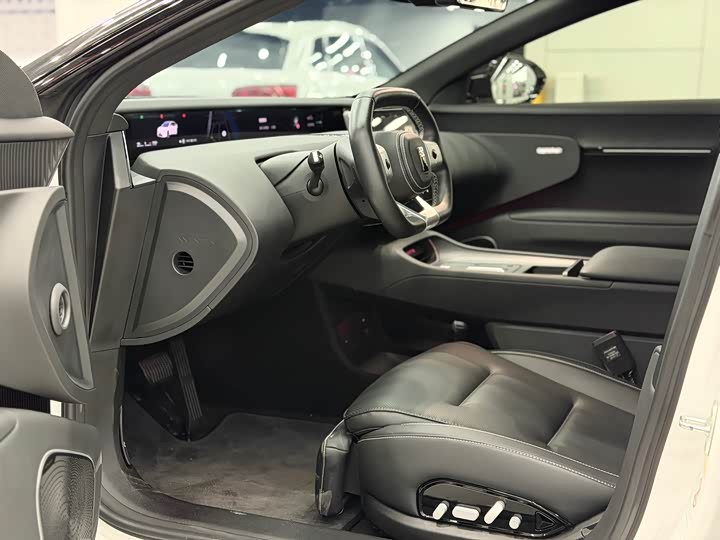 Фото 8 - Avatr 12