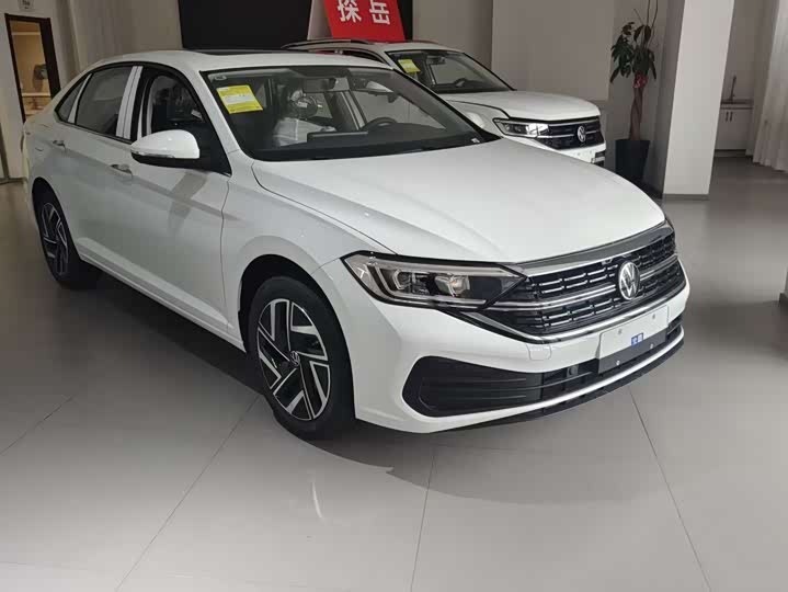 Photo 2 - Volkswagen Sagitar L