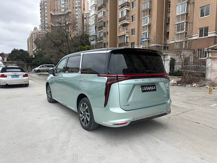 Photo 9 - Maxus Mifa 9