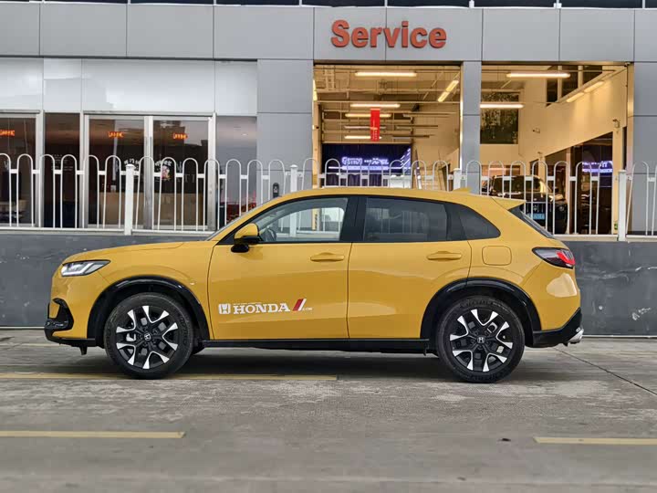 Photo 2 - Honda ZR-V