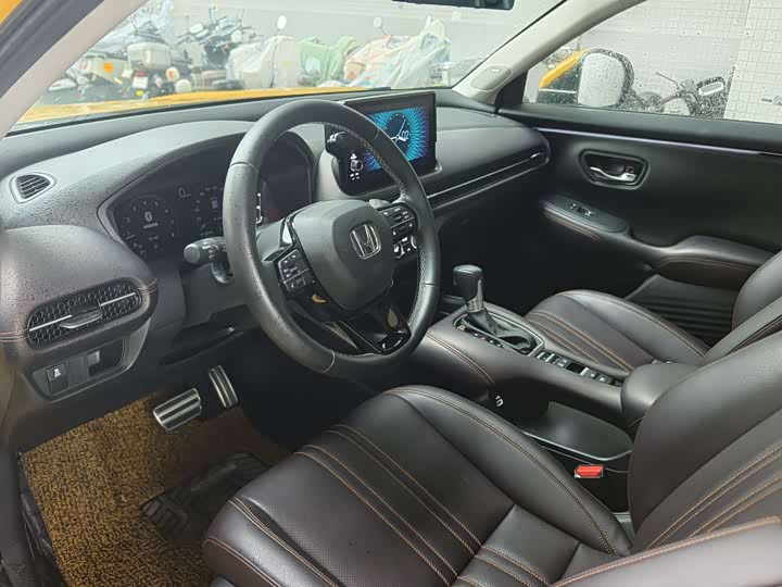 Photo 6 - Honda ZR-V