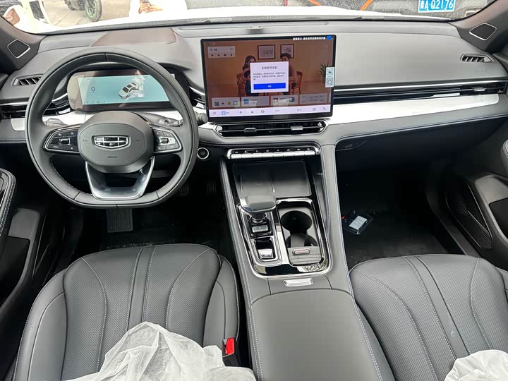 Фото 4 - Geely Preface