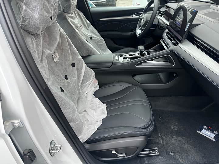 Фото 9 - Geely Preface