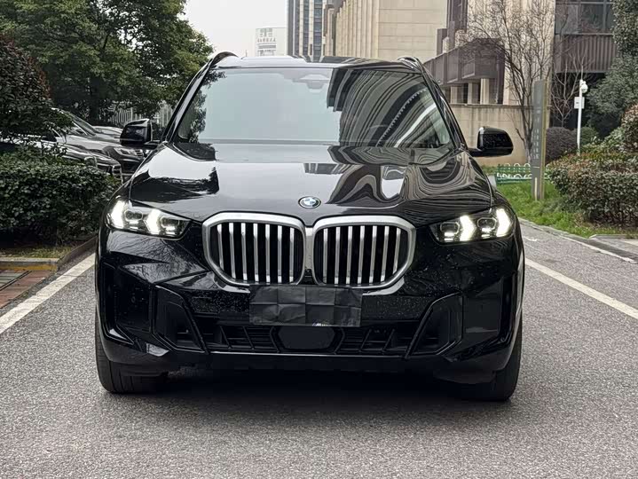 Фото 2 - BMW X5