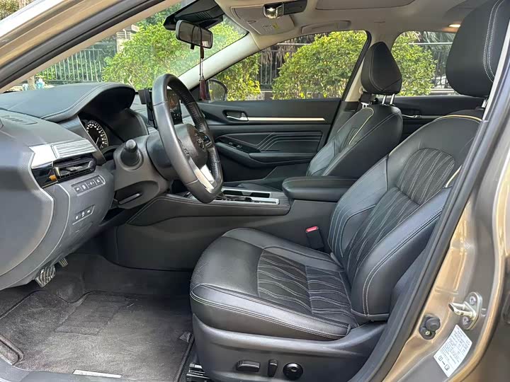 Фото 4 - Nissan Teana