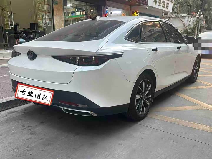 Фото 2 - Changan Yida