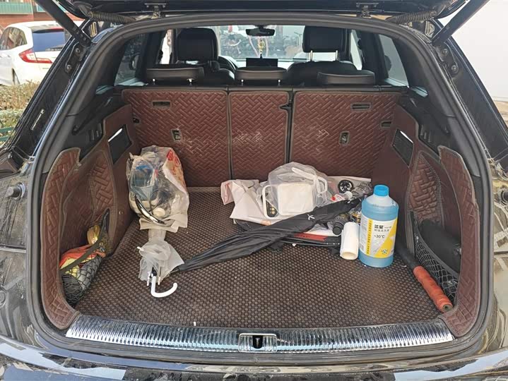 Фото 4 - Audi Q5L