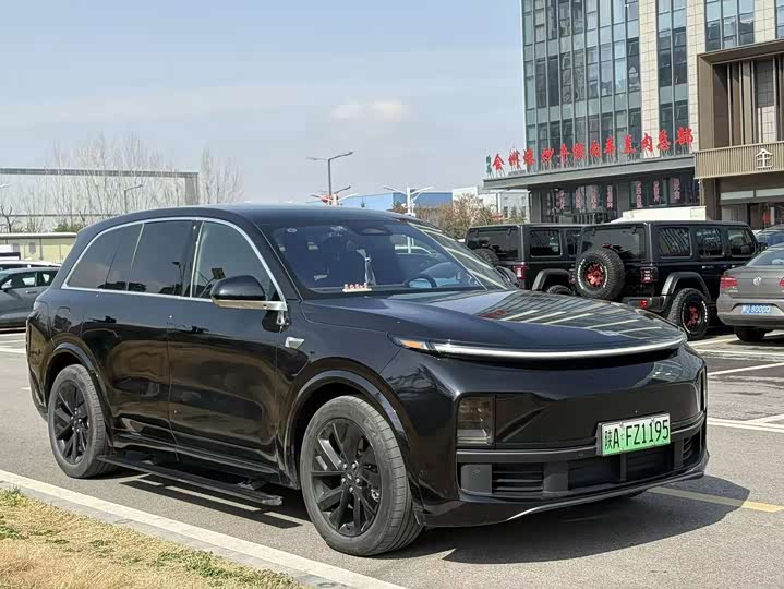 Фото 3 - LiXiang L8