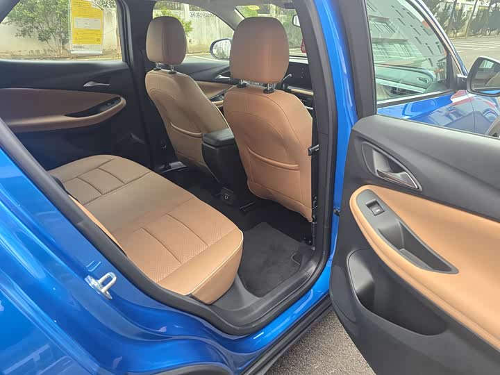 Фото 7 - Buick Encore Plus