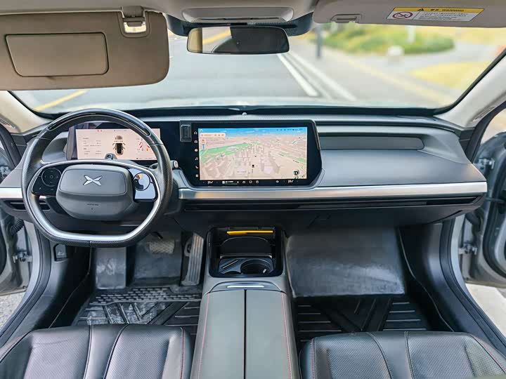 Фото 6 - XPeng P7