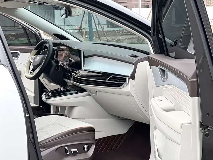 Photo 9 - Volkswagen Talagon