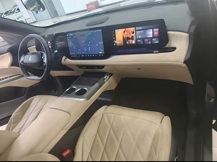 Photo 8 - Changan CS75 Plus