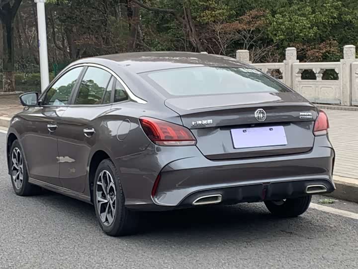 Фото 6 - MG Motor 5