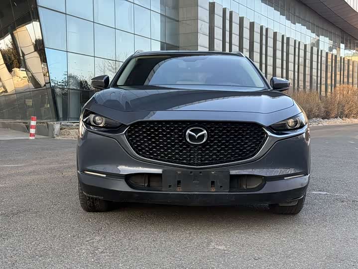Photo 2 - Mazda CX-30