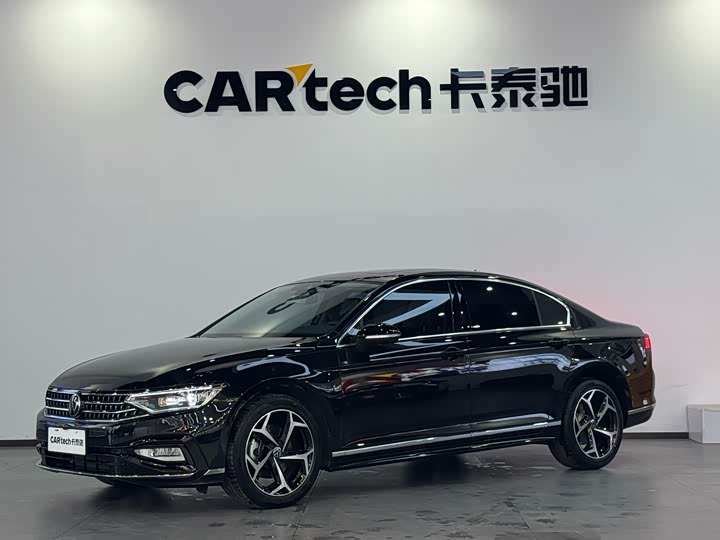 Фото 1 - Volkswagen Magotan