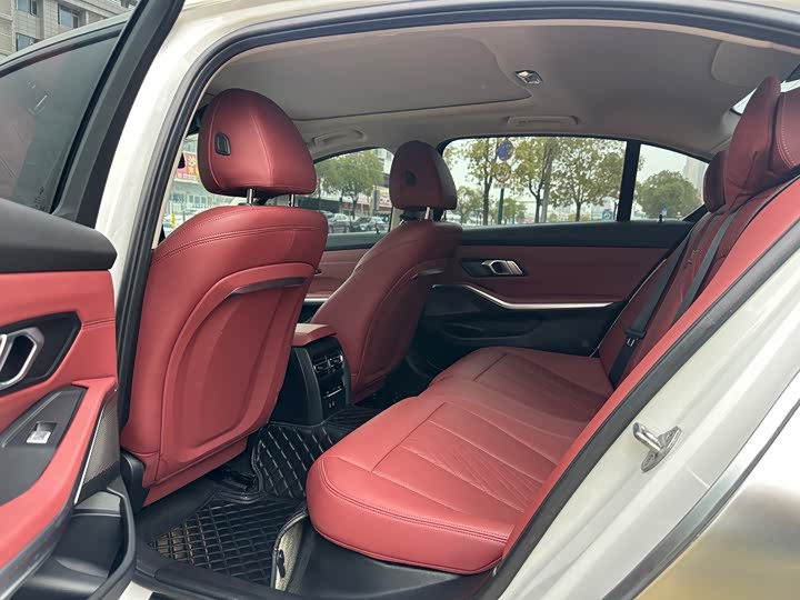 Фото 5 - BMW 3 Series