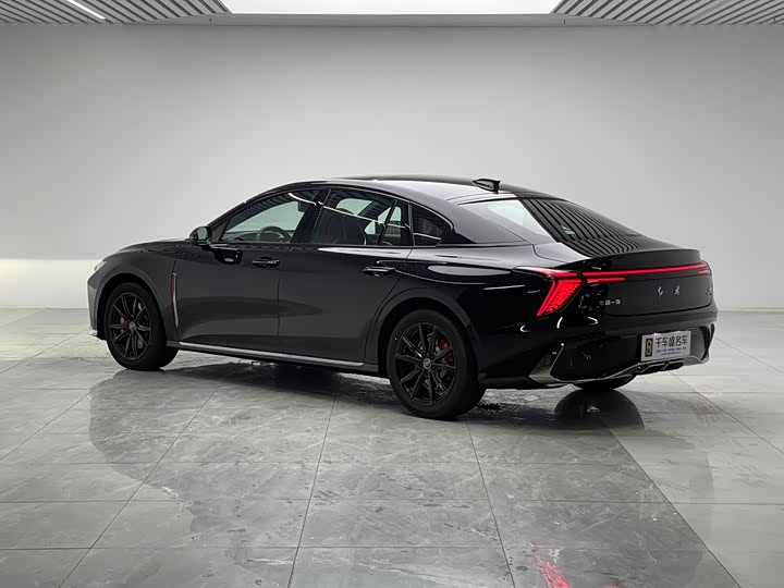 Фото 4 - Hongqi H6