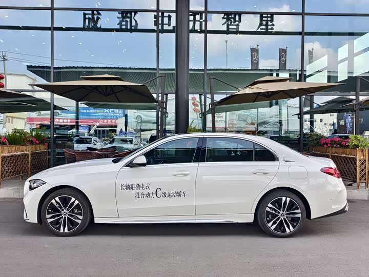 Фото 8 - Mercedes-Benz C-Class Hybrid