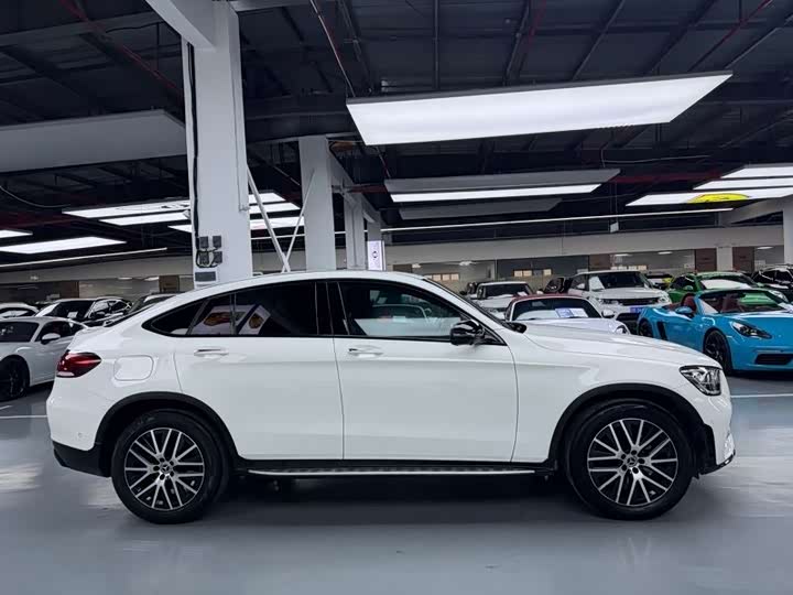 Photo 4 - Mercedes-Benz GLC-Class Coupe