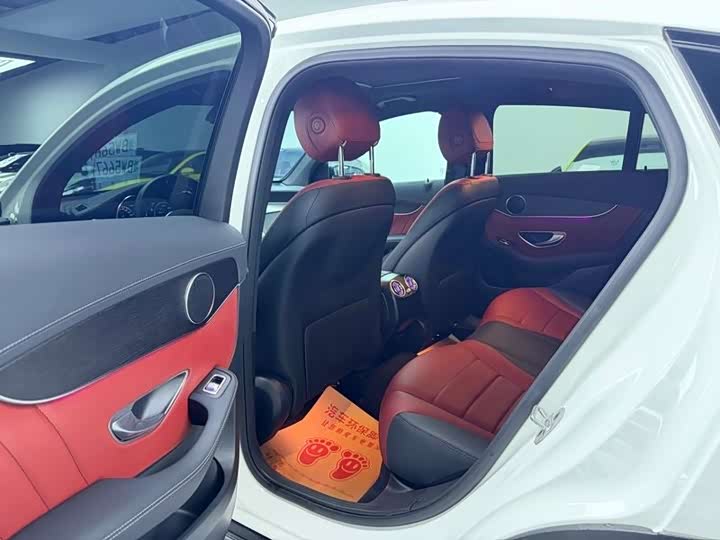 Photo 7 - Mercedes-Benz GLC-Class Coupe