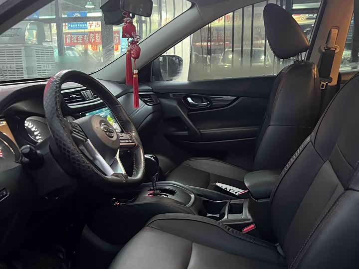 Фото 4 - Nissan X-Trail