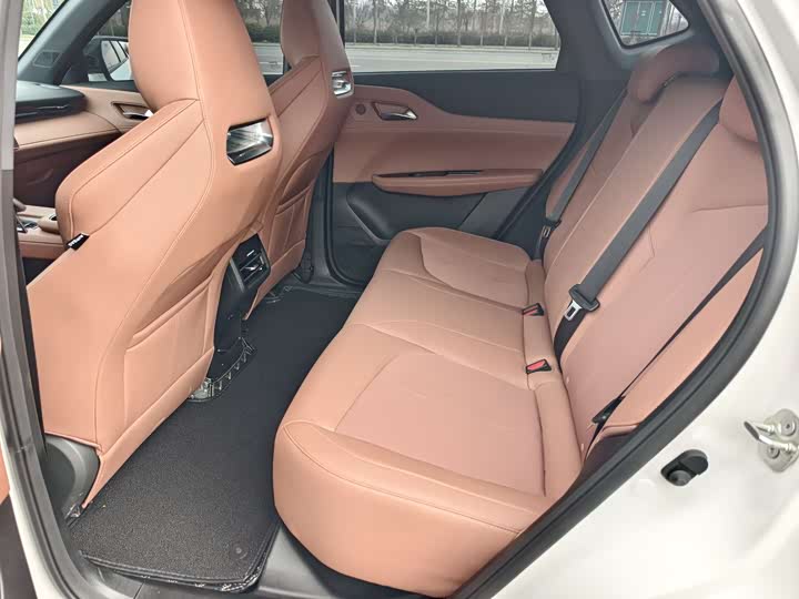 Photo 8 - Changan UNI-Z