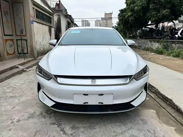 Фото 1 - BYD Qin Plus