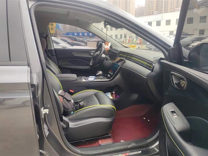 Photo 8 - Roewe RX5
