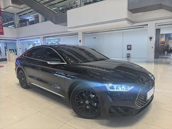 Фото 3 - BYD Han