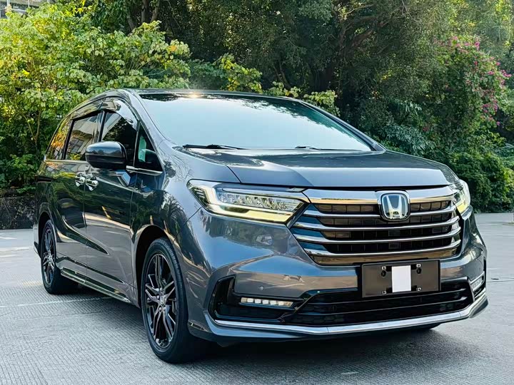 Фото 3 - Honda Odyssey