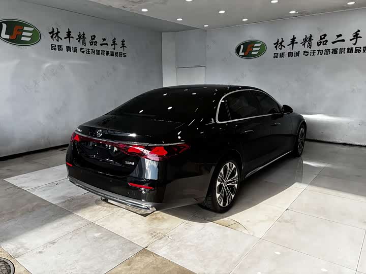 Фото 5 - Mercedes-Benz E-Class Hybrid