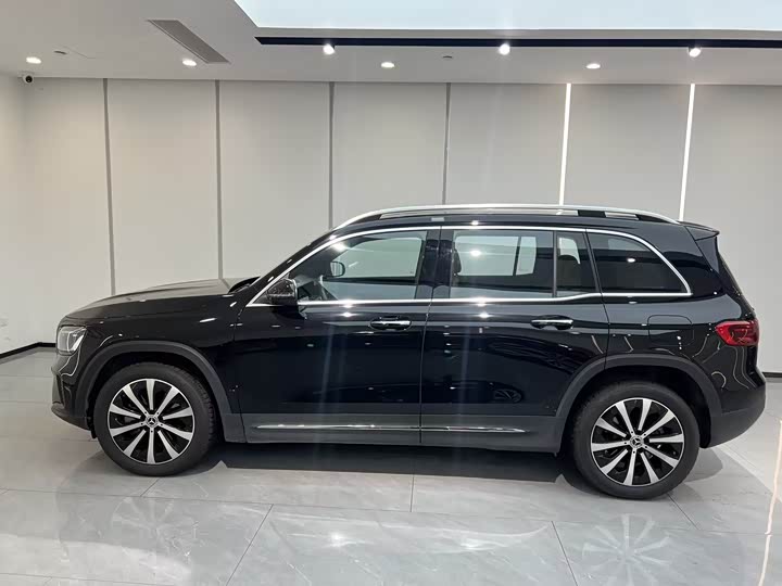 Фото 4 - Mercedes-Benz GLB-Class