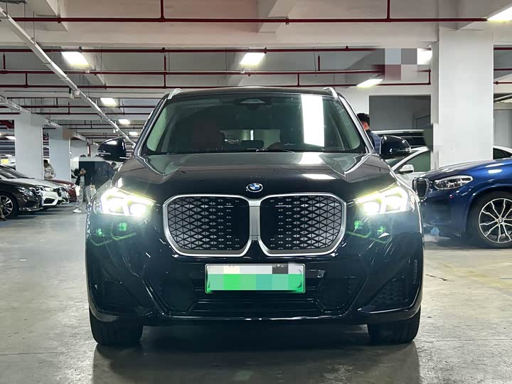 Фото 2 - BMW iX1