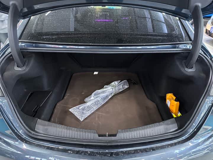 Photo 8 - Cadillac CT5